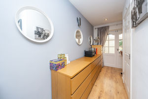 BEDROOM - click for photo gallery